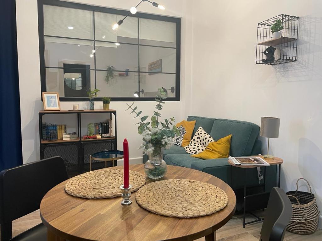 Apartamentos Sol Y Luna La Línea de la Concepción Eksteriør bilde